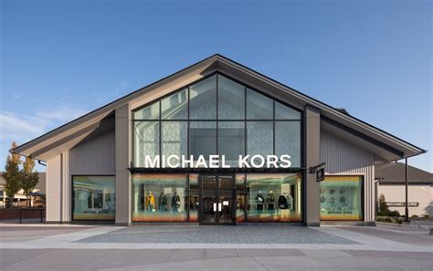 michael kors store las vegas.